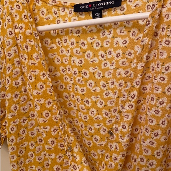 Flower blouse - Picture 4 of 4